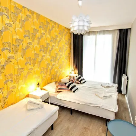 Centrum Niedzialkowskiego Estate Center 아파트 포즈난